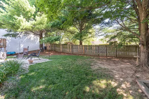 3914 E Bennington Blvd, Bloomington, IN 47401 photo 25