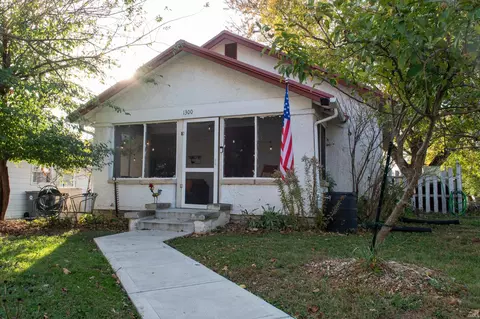 1300 S Lincoln St, Bloomington, IN 47401