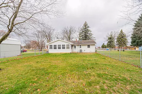 507 E Warfield St, Garrett, IN 46738 photo 25