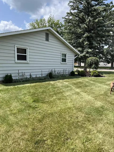 507 E Warfield St, Garrett, IN 46738 photo 28