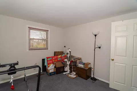 507 E Warfield St, Garrett, IN 46738 photo 9