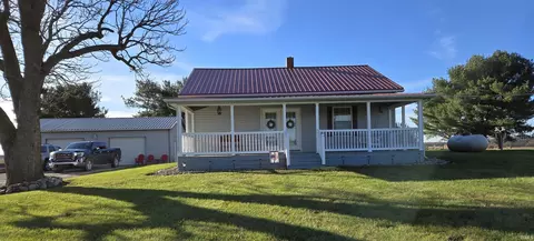 9163 S State Road 19, Akron, IN 46910
