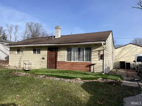 5911 Southcrest Rd, Fort Wayne, IN 46816