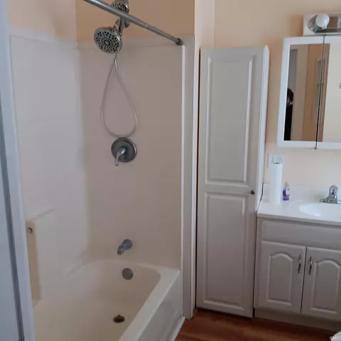 116 E High St, Garrett, IN 46738 photo 9