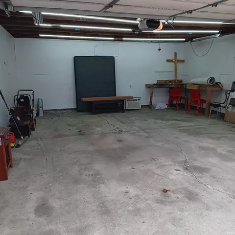 116 E High St, Garrett, IN 46738 photo 17