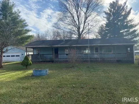 7850 E 325, Howe, IN 46746 photo 1