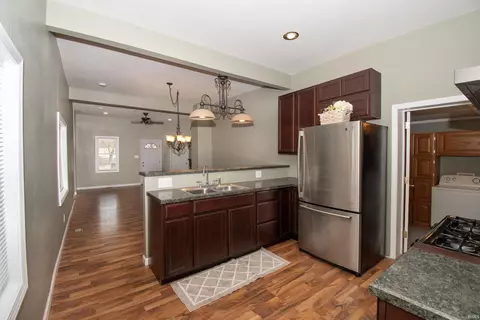 405 E King St, Garrett, IN 46738 photo 15
