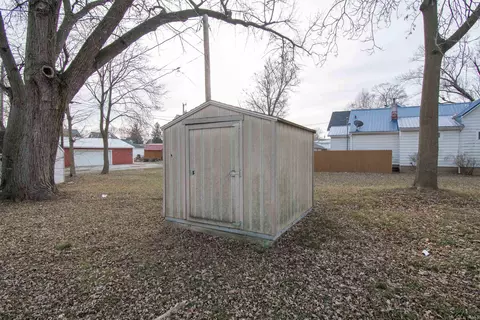 405 E King St, Garrett, IN 46738 photo 26