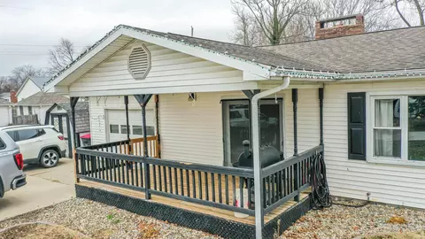 312 E 7th St, Brookston, IN 47923 photo 4