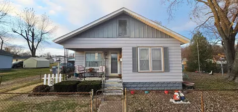 218 Mcdowell St, Mount Carmel, IL 62863 photo 1