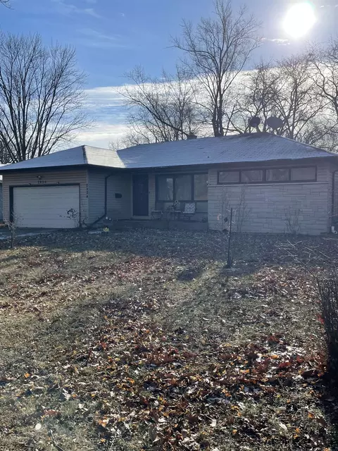 2924 Schaper Dr, Fort Wayne, IN 46806
