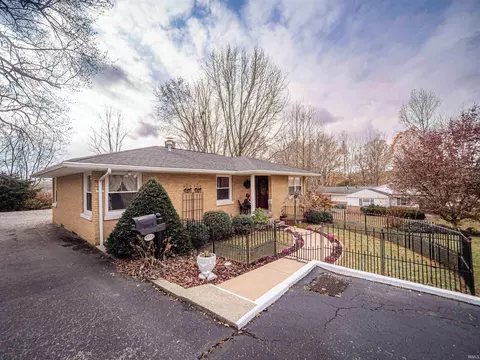 4512 Pennington Ave, Evansville, IN 47712
