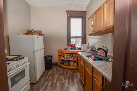 511 E Jackson St, Muncie, IN 47305 photo 3