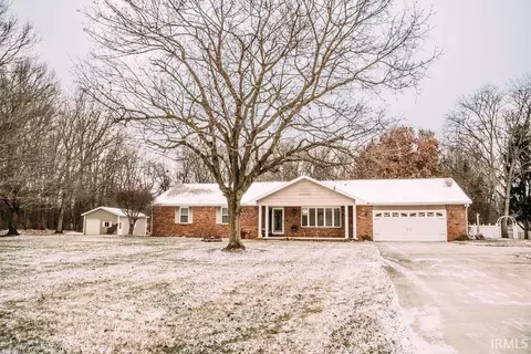 10965 Muckshaw Rd, Plymouth, IN 46563