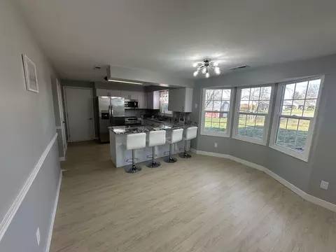 8511 Edgerose Dr, New Haven, IN 46774 photo 9