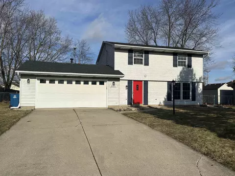 8511 Edgerose Dr, New Haven, IN 46774 photo 1
