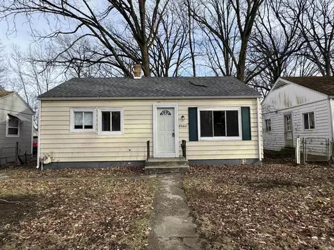 4423 Gaywood Dr, Fort Wayne, IN 46806