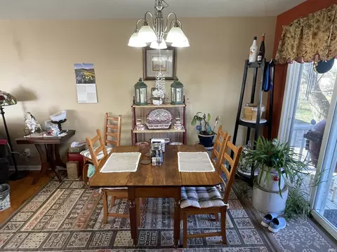Dining - 4016 W Stapleton Ave, Bloomington, IN 47403 photo 1 of 2