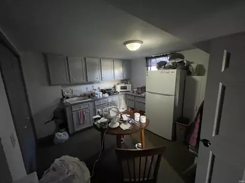 Kitchen - 4016 W Stapleton Ave, Bloomington, IN 47403 photo 3 of 3