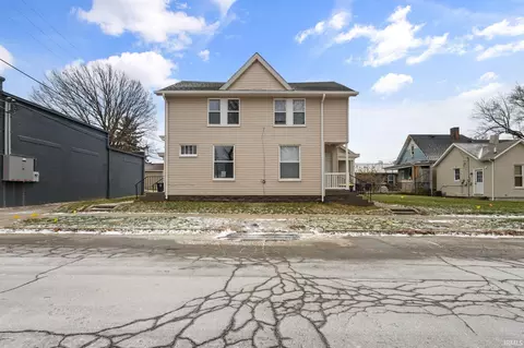 215 W Masterson Ave, Fort Wayne, IN 46802