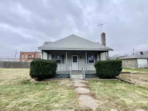 145 N Birch St, Dana, IN 47847