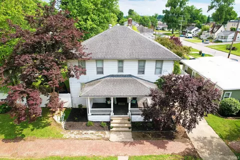 205 E 3rd St, Mount Carmel, IL 62863 photo 1
