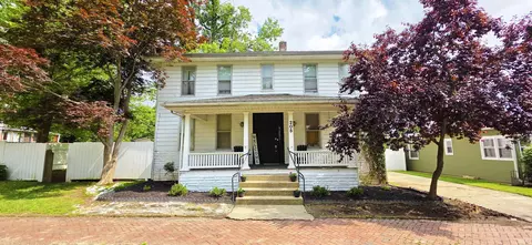 205 E 3rd St, Mount Carmel, IL 62863 photo 3