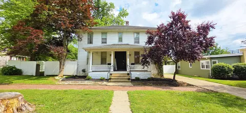 205 E 3rd St, Mount Carmel, IL 62863 photo 7