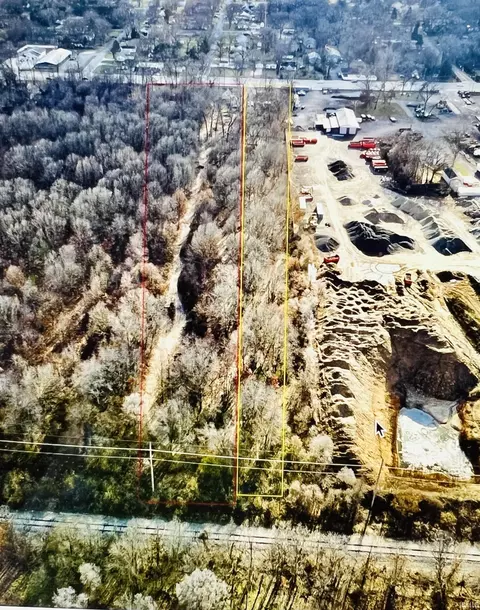 10181 Mckinley Hwy, Osceola, IN 46561