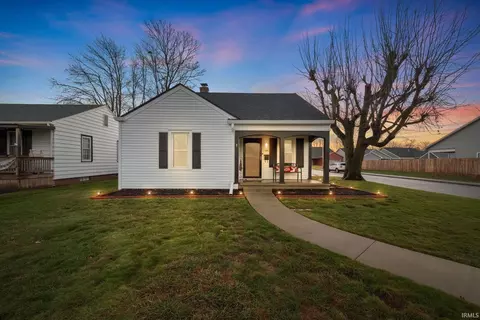 1301 E Wabash St, Frankfort, IN 46041