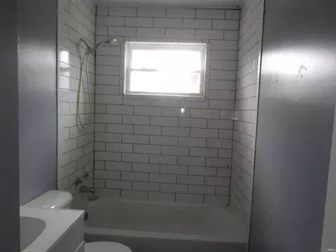 2 Modlin Ct, Marion, IN 46953 photo 12