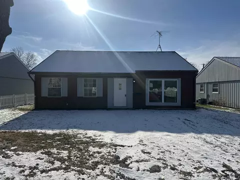1023 W Cleveland St, Hartford City, IN 47348