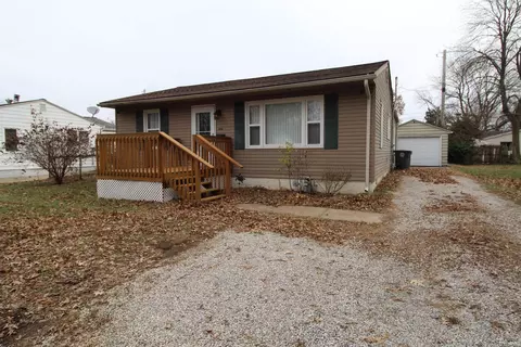 2000 S Kenmore Dr, Evansville, IN 47714
