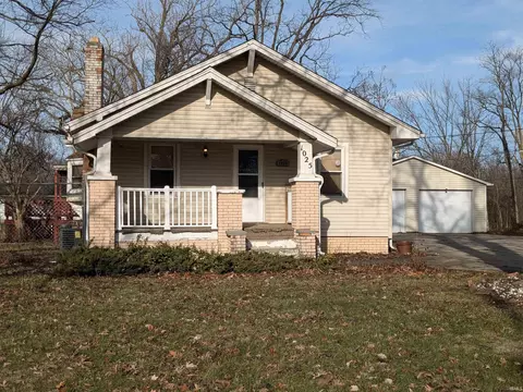 1025 E Paulding Rd, Fort Wayne, IN 46816