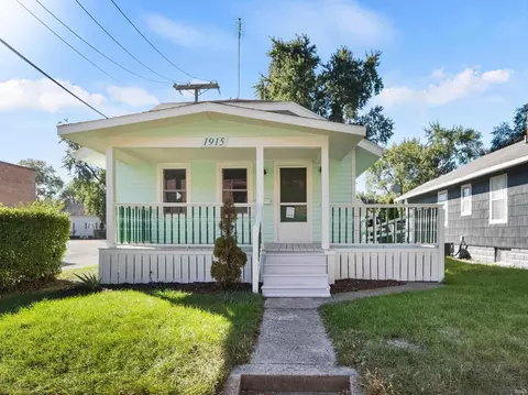 1915 Taylor St, Fort Wayne, IN 46802