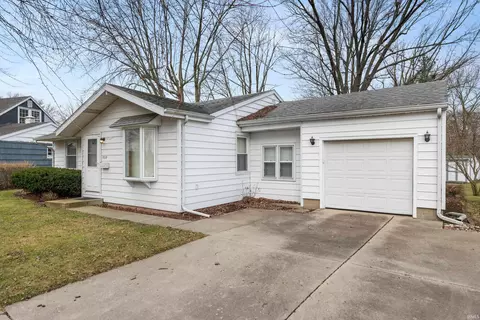 309 Ivy Ln, Hartford City, IN 47348