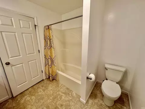 1010 Baer Pass, Garrett, IN 46738 photo 18