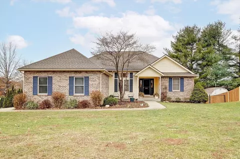 4324 S Falcon Dr, Bloomington, IN 47403
