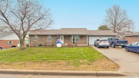 522 E 20th St, Ferdinand, IN 47532 photo 3