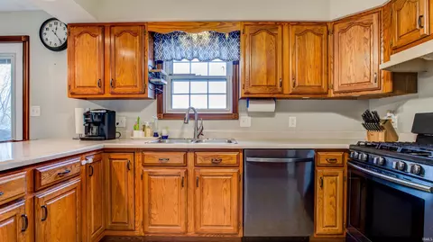 522 E 20th St, Ferdinand, IN 47532 photo 12