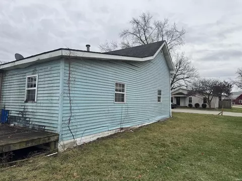 356 W Jay St, Dunkirk, IN 47336 photo 3