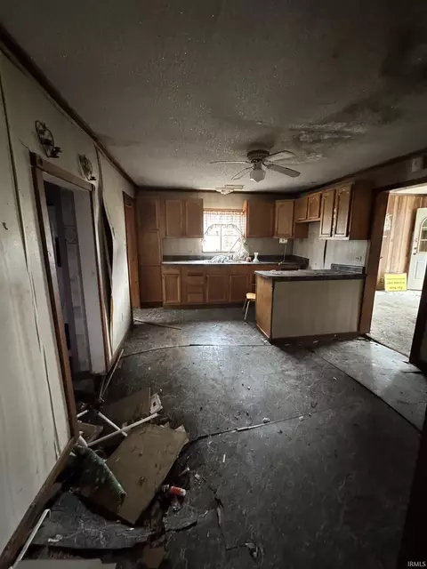 356 W Jay St, Dunkirk, IN 47336 photo 5