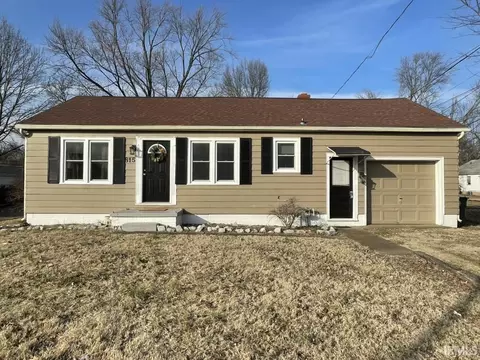 815 W Mill Rd, Evansville, IN 47710