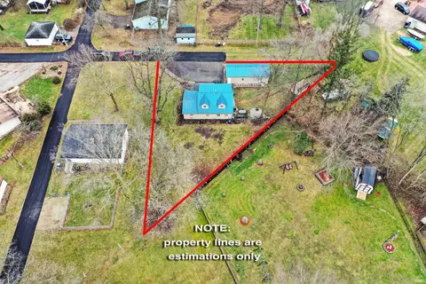 708 E Rose Ln, Syracuse, IN 46567 photo 3