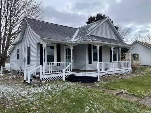 212 S Main St, Lakeville, IN 46536