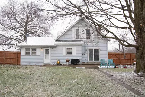 612 E Main St, Albion, IN 46701 photo 6