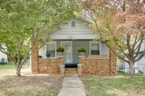 1204 S Lincoln St, Bloomington, IN 47401