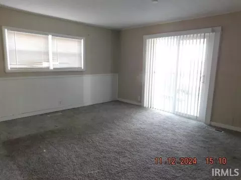 109 W Main St, Mooreland, IN 47360 photo 9