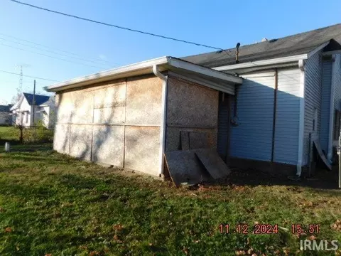 109 W Main St, Mooreland, IN 47360 photo 17