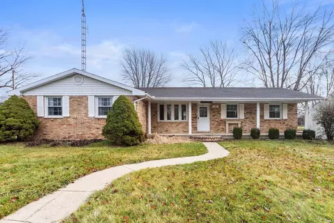 201 S Mulberry St, Farmland, IN 47340